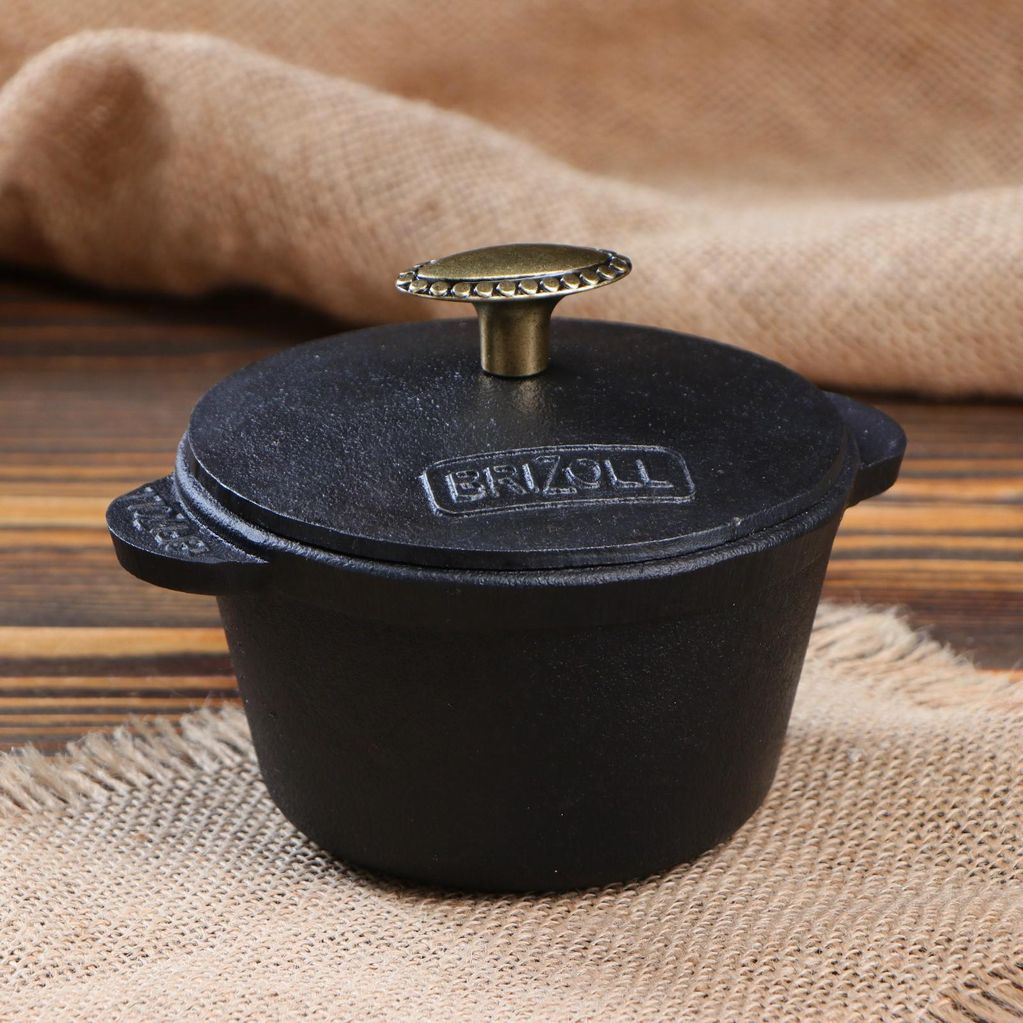 Portion cast iron pan 0,3 L with a lid