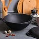 Cast iron asian cauldron 12 L with abag and a stand