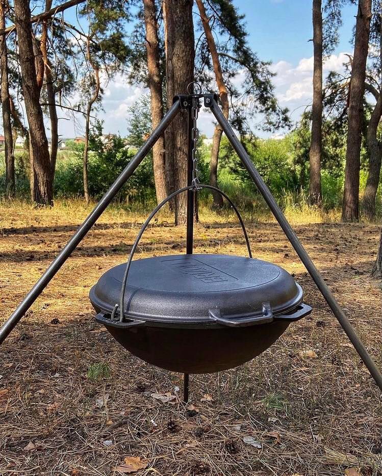 Cast iron asian cauldron 15 L WITH A GRILL LID-FRYING PAN, a bag and a tripod